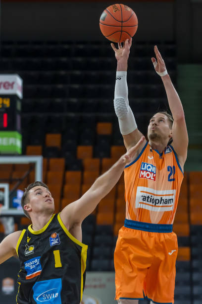 块重要基石 块重要基石