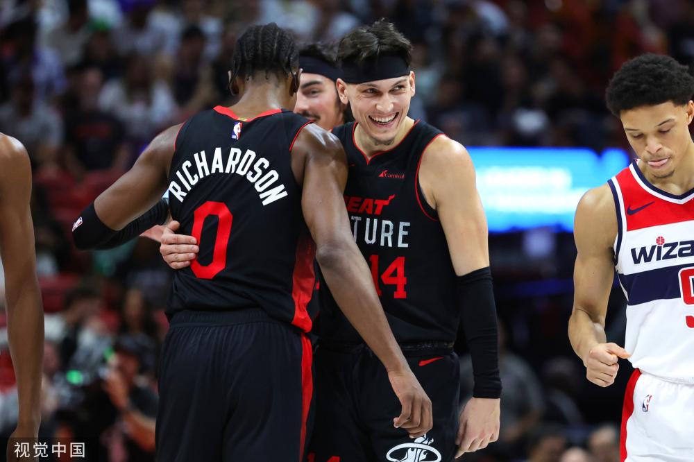 他年轻时曾 他年轻时曾